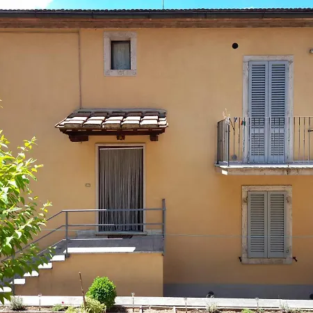 La Casa Di Valeria Alle Serre Apartment